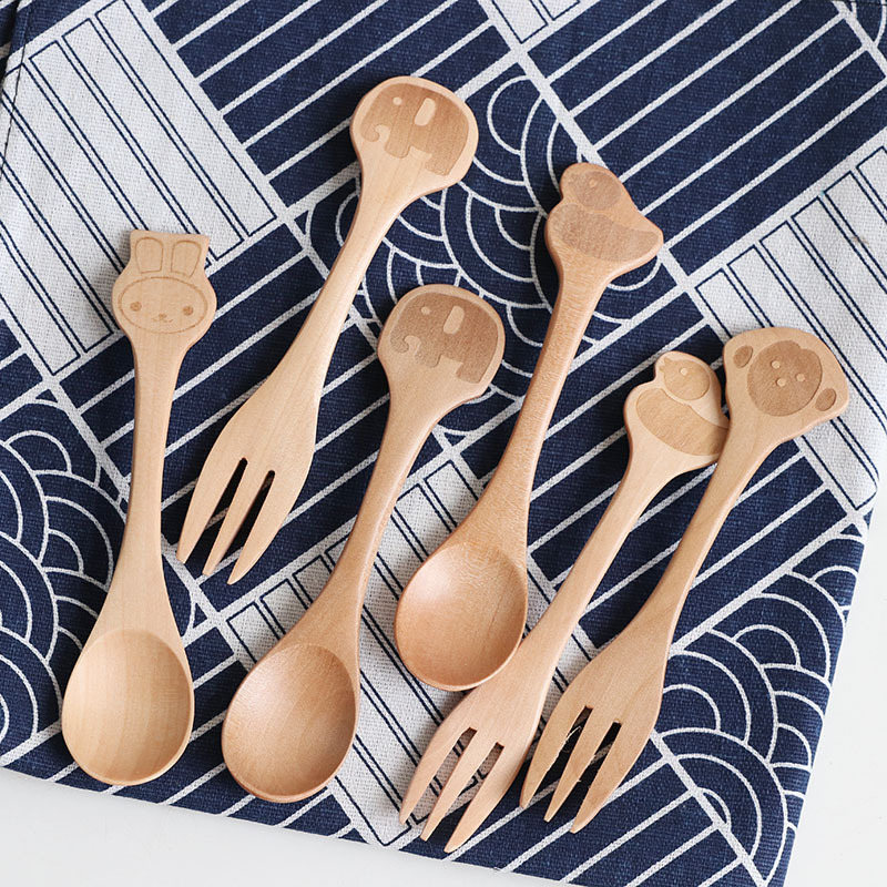 Title 4, Cartoon wooden spoon and fork boxed