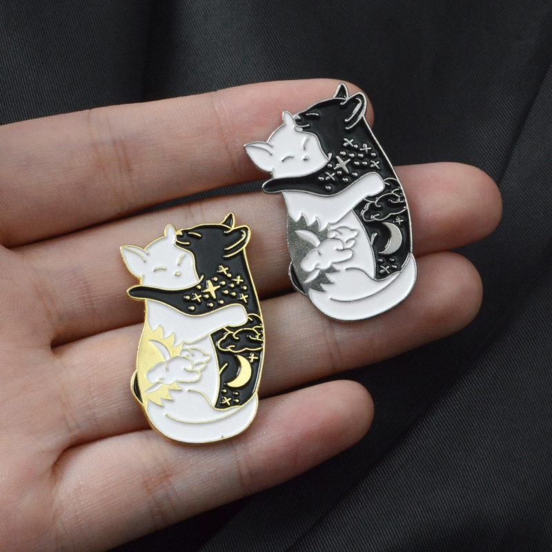 Title 4, Fashion Creative Cartoon Kitty Brooch