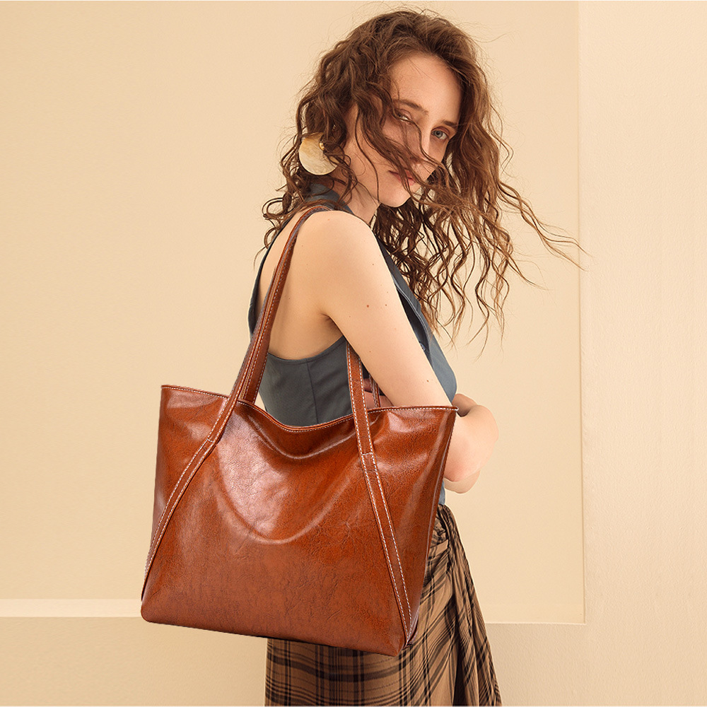 Retro Portable Large Capacity Women's Casual Bag