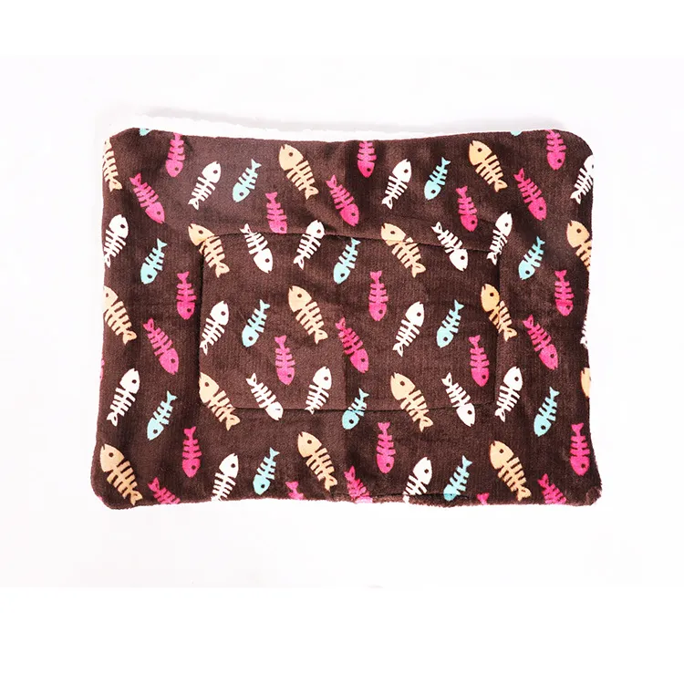 Pet Cartoon Thick Winter Warm Blanket - Fishbone