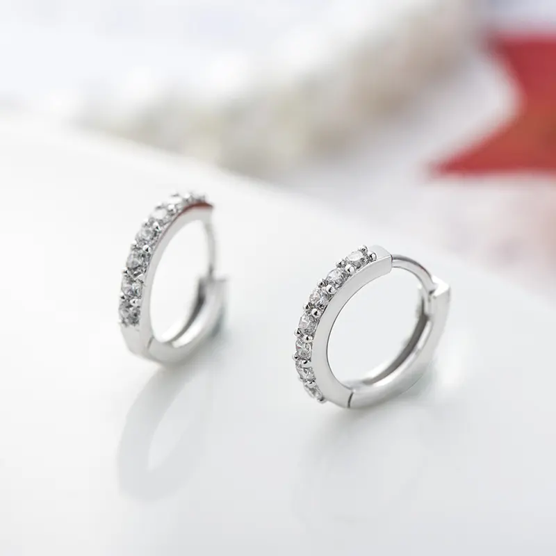 Sterling Silver Earring with Diamond