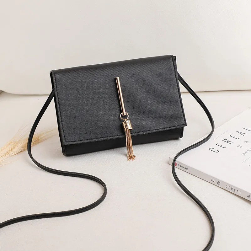 Fashion Messenger Small Bag Tassel Charm Small Square Bag Single Shoulder Female Bag - Black