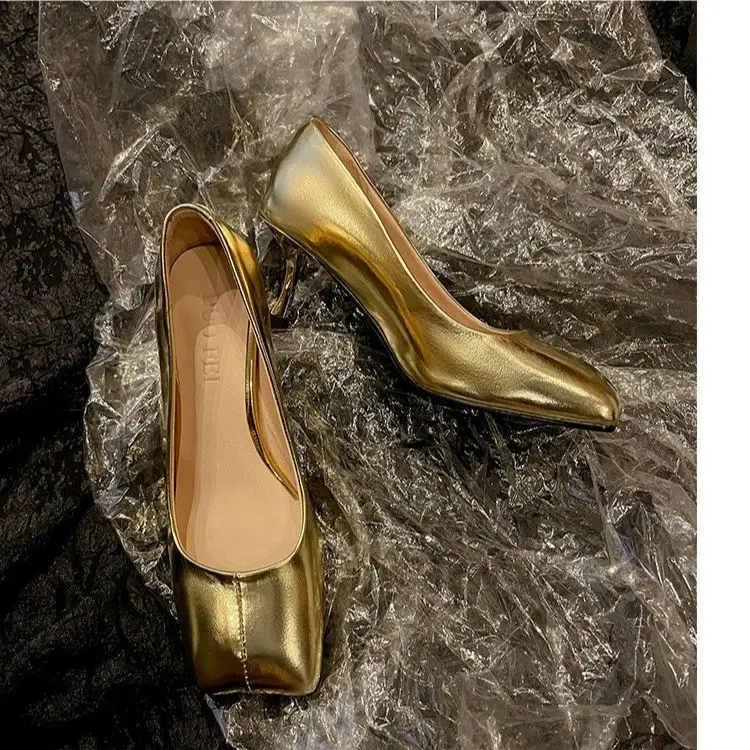 Women Minimalist Metallic Flat Shoes, Center Seam Stitching Shiny Leather Ballet Flats Vintage Commuter Casual Dress Shoes