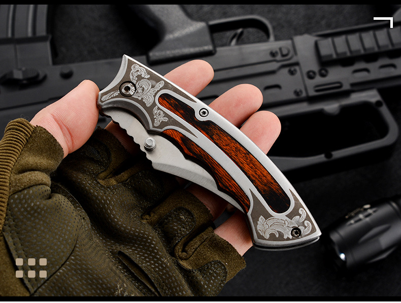 Stainless Steel Laser Pattern Color Wooden Handle High Hardness Small Folding Knife