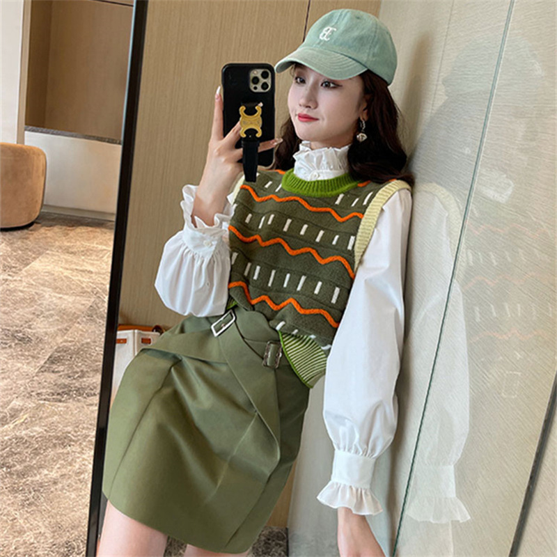 Women's Retro Color Knitted Round Neck Vest