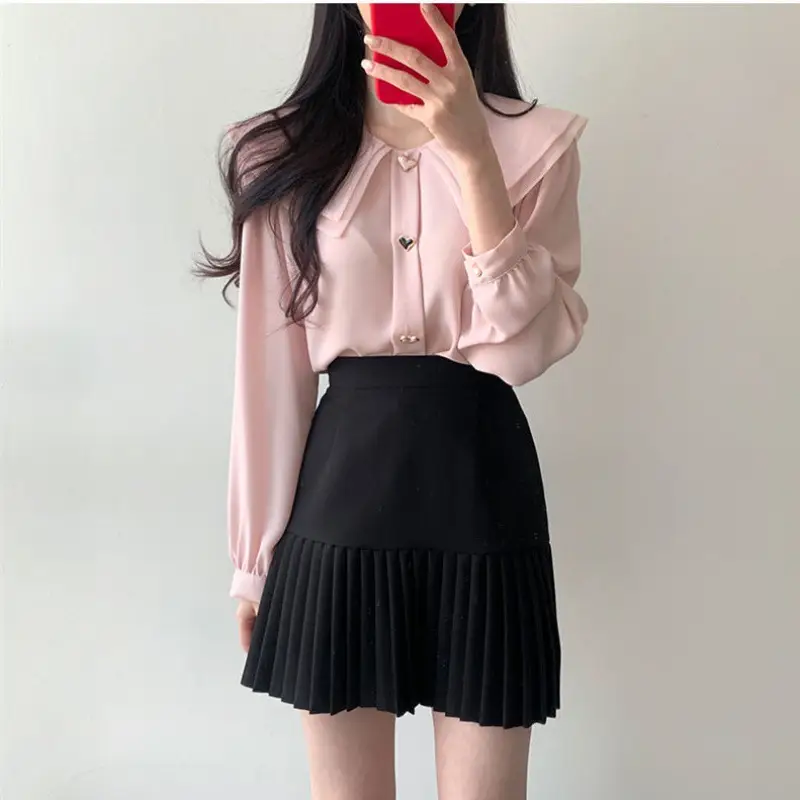 Early Spring Retro French Niche Design Double Layer
