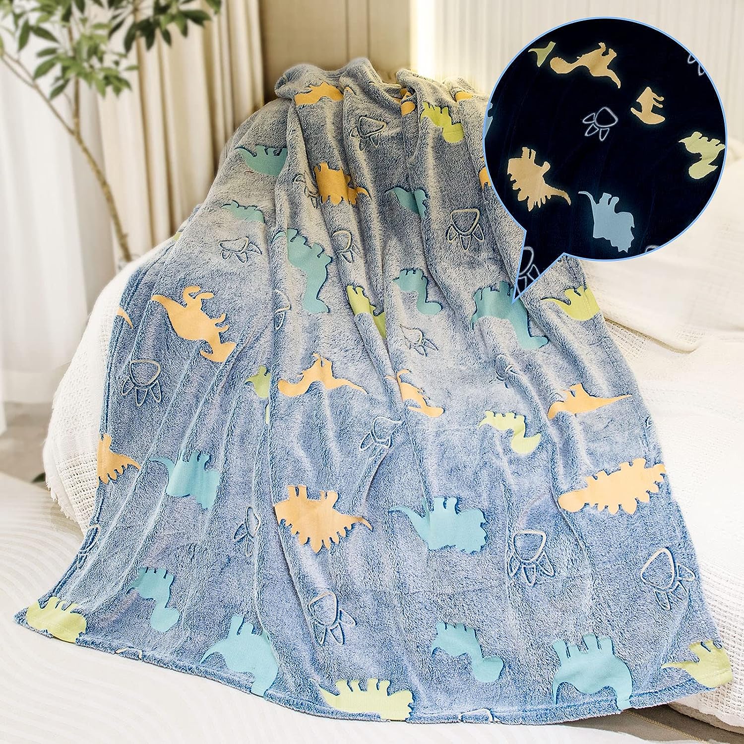 Glow In The Dark Throw Blanket, Blanket For Girls, Luminous Kids Blanket, Soft Blankets For 3,4,5,6,7,8,9,10 Year Old Girl Birthday Christmas Thanksgiving Gifts