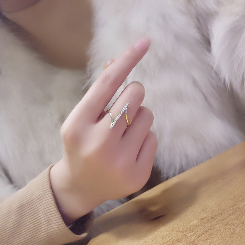 Female Niche Design Fashion Personality Cold Wind Ring