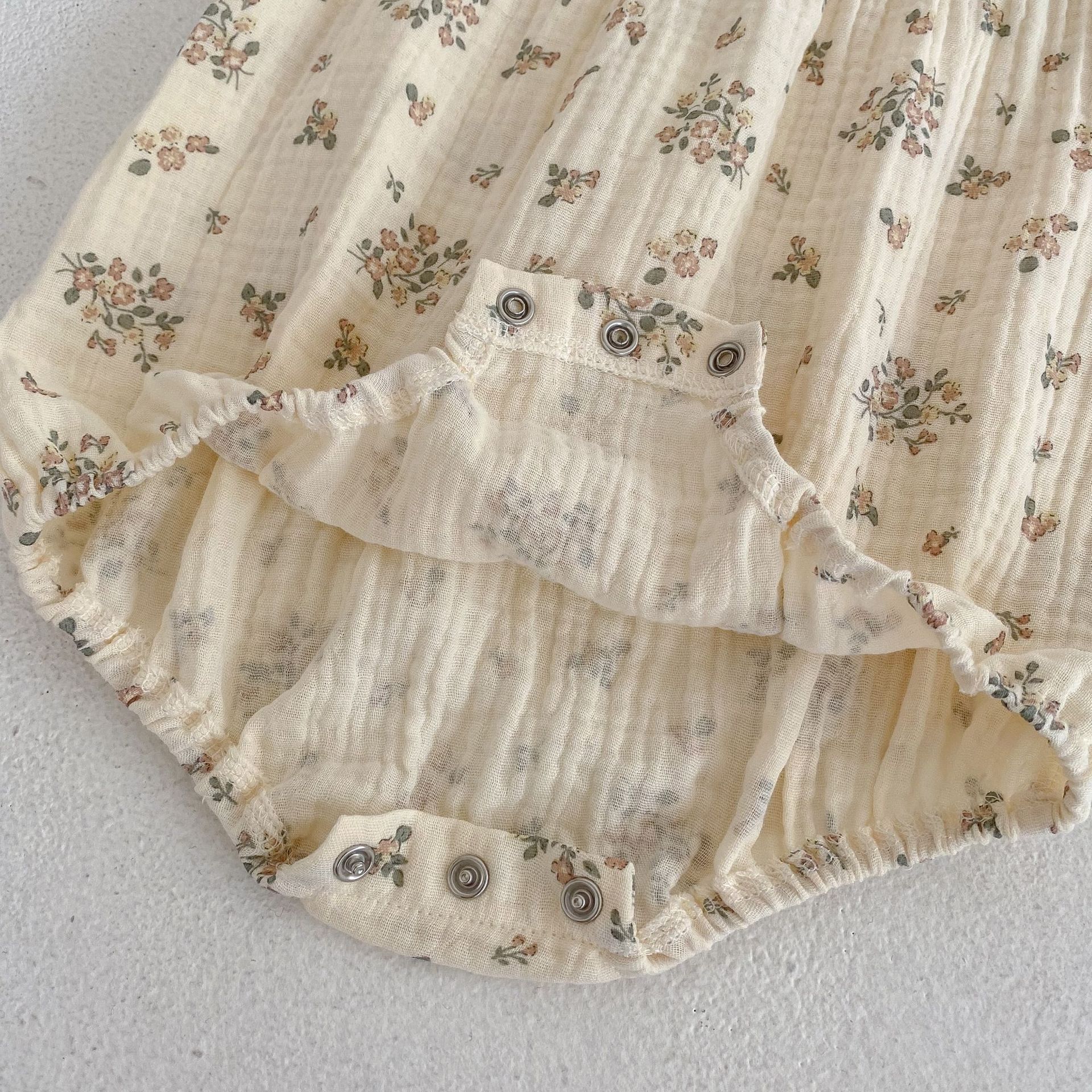 Baby Children's Lace Double Wrinkled Jumpsuit