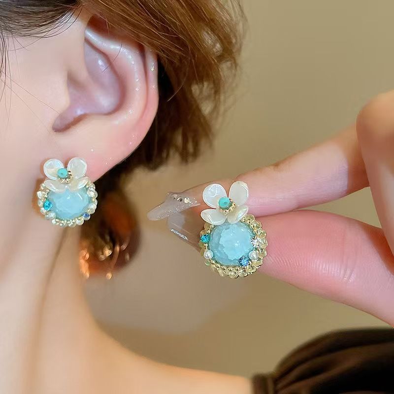 Round Geometric Studs Made Of Resin With Silver Posts, Themed Sea Rising Moon Niche Luxurious Style, Classy And Easy To Match Various Outfits