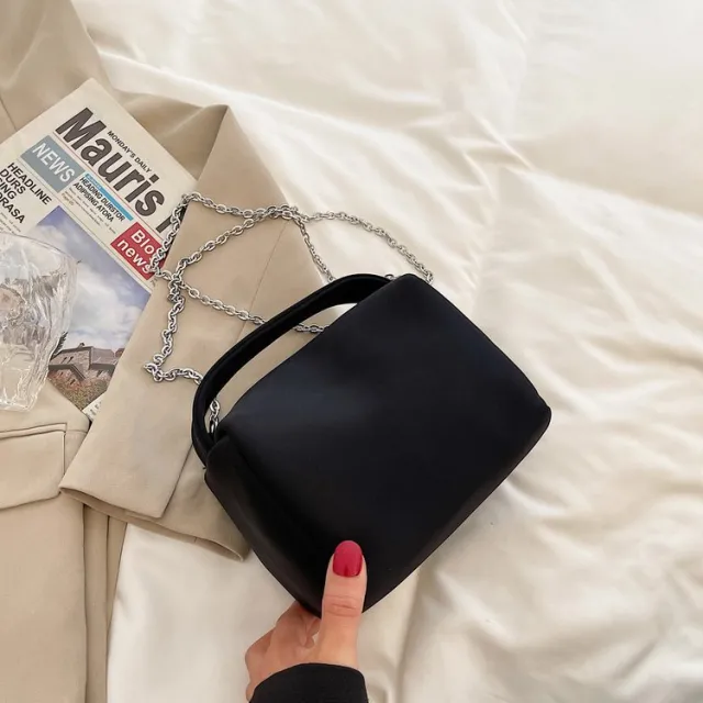 The New Korean Style Lunch Box Bag Is Simple Black - Shop at LoveMi