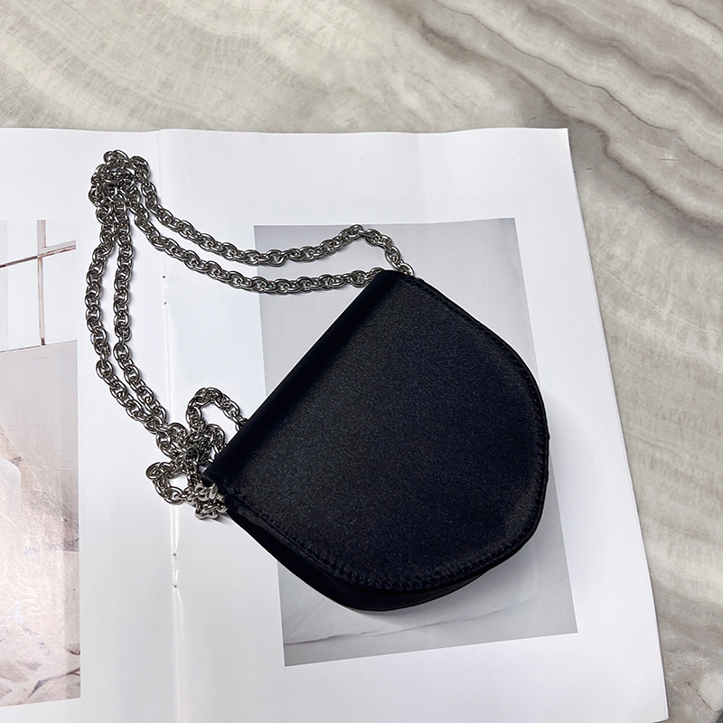 Satin Heart Chain Diagonal Straddle Bag