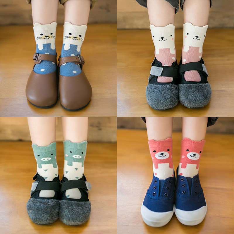 Title 3, Three-dimensional cartoon baby socks