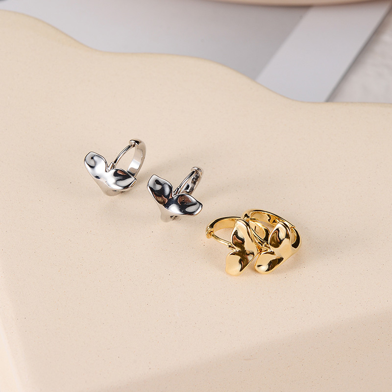 Internet Celebrity Explosion Models Multi-layer Unilateral