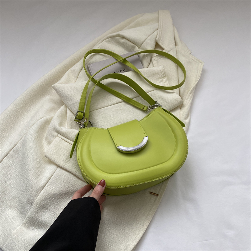 Title 14, Solid Color Retro Underarm Portable Shoulder Me...