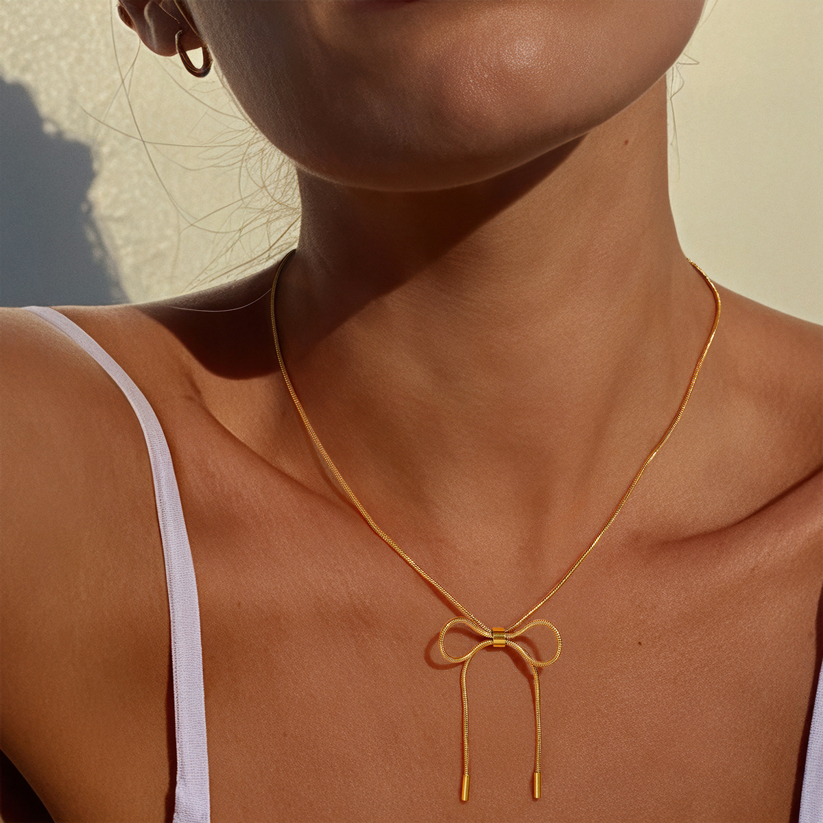 Best Selling European American Jewelry, Niche Bow Design Necklace Inlaid Pearls, Elegant Versatile Clavicle Chain For Women