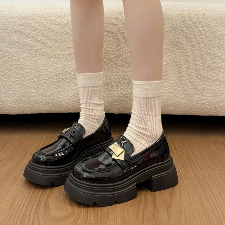 Fashionable Thick Soled British Style Small Leather