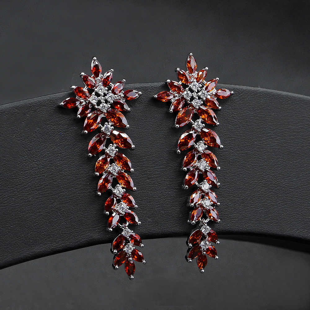 Micro-set Zircon Leaf Tassel Gold-plated Earrings