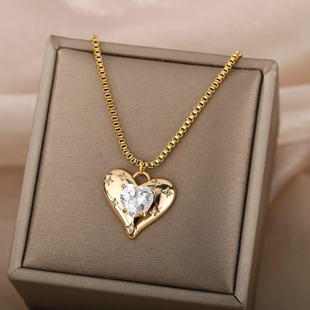 Ins Simple Love Necklace Small Design Sense Light Luxury Zircon OT Buckle Chain Heart Shape