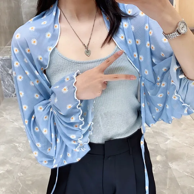 Sun Protection Clothing With Silk Scarf Women's Sun Protection Sleeves Daisy Sky Blue Background - Shop at LoveMi