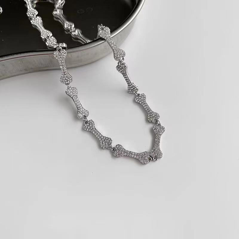 Women's Light Luxury Diamond Bone Pendant Necklace
