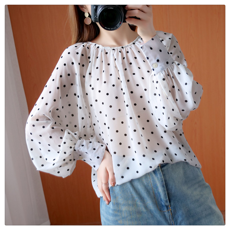 200 Catties Polka Dot Loose Chiffon Sunscreen For Fat Sister