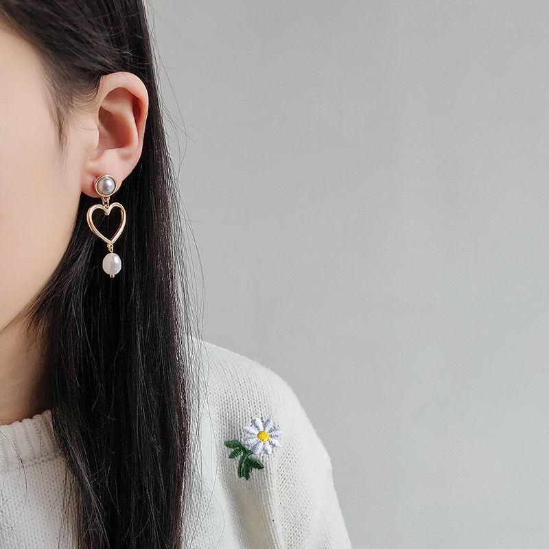 New Trendy Temperament Simple Long Love Pearl Net Red Pop Earrings