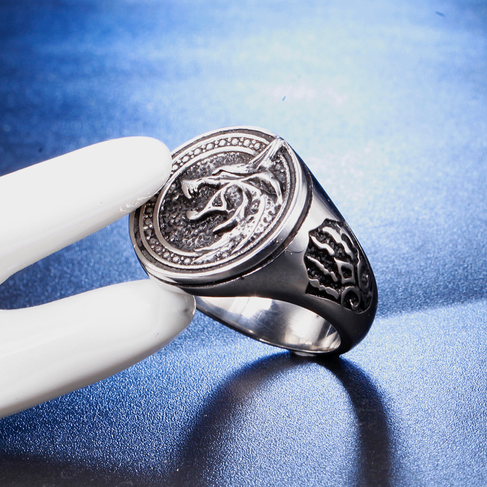 Warrior Vintage Men Hunter Wolf Ring