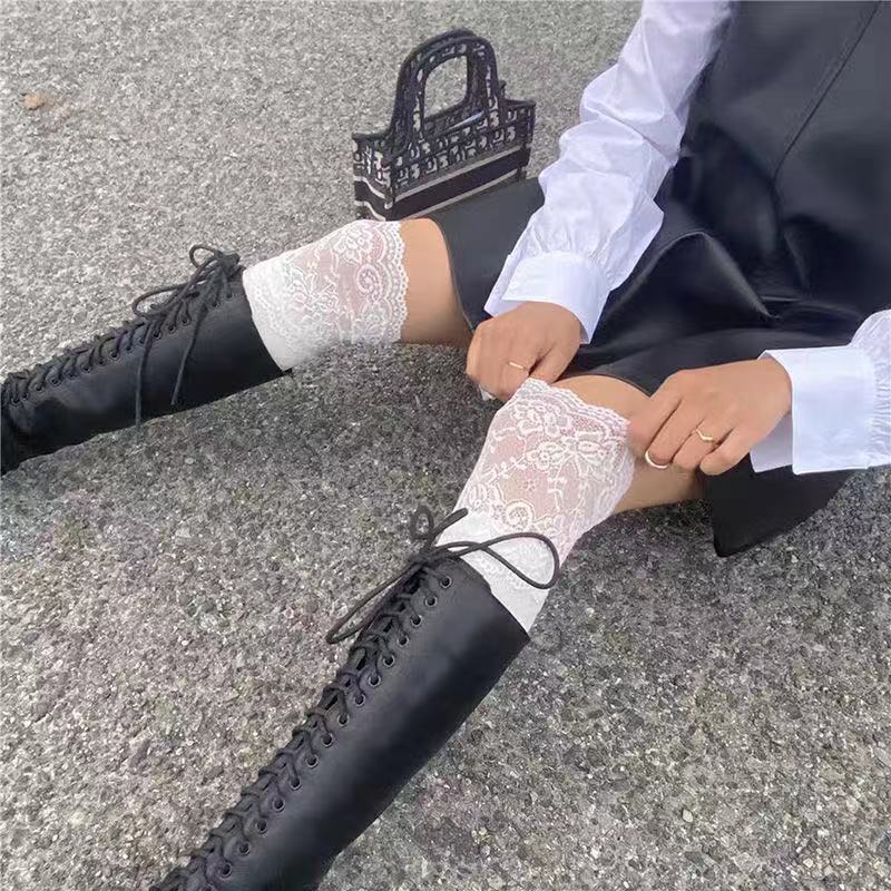 Women's Fashionable Japanese Lace Calf Socks