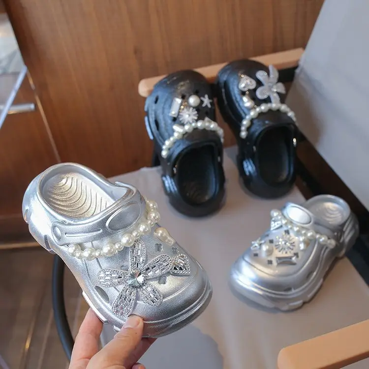2026 Summer New Pearl Chain Clogs, Cute Versatile Unisex Kids & Parent-Child Slippers, Non-slip Soft Sole Closed-Toe Sandals