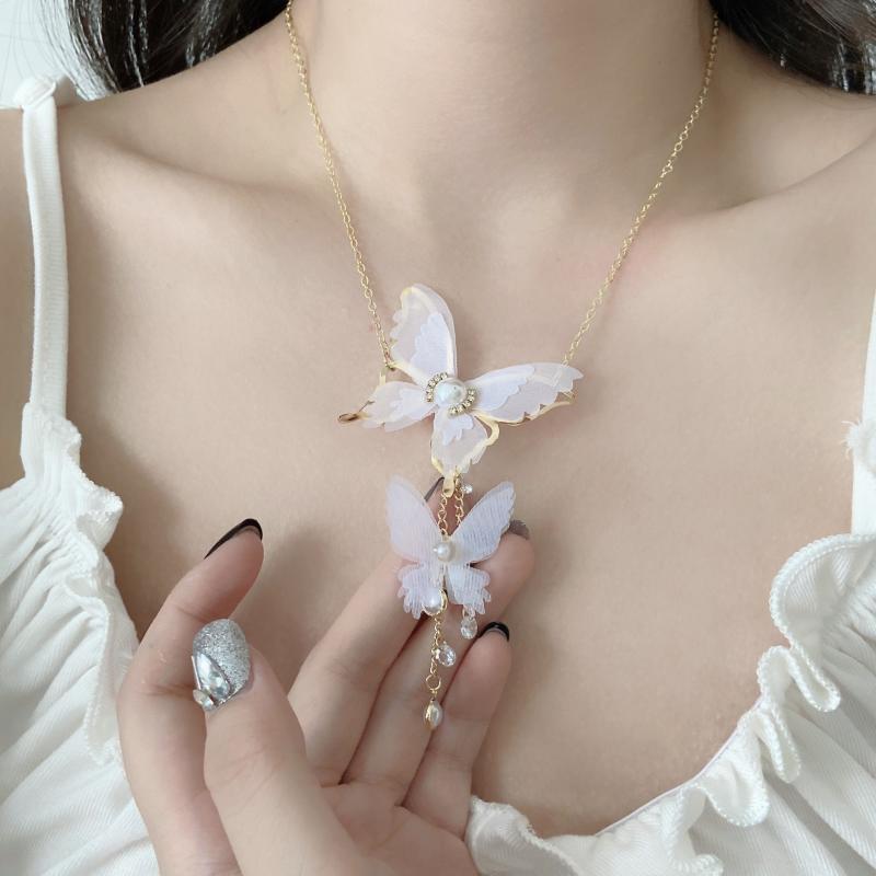Fashionable Personality Pearl Diamond Lace Butterfly Necklace