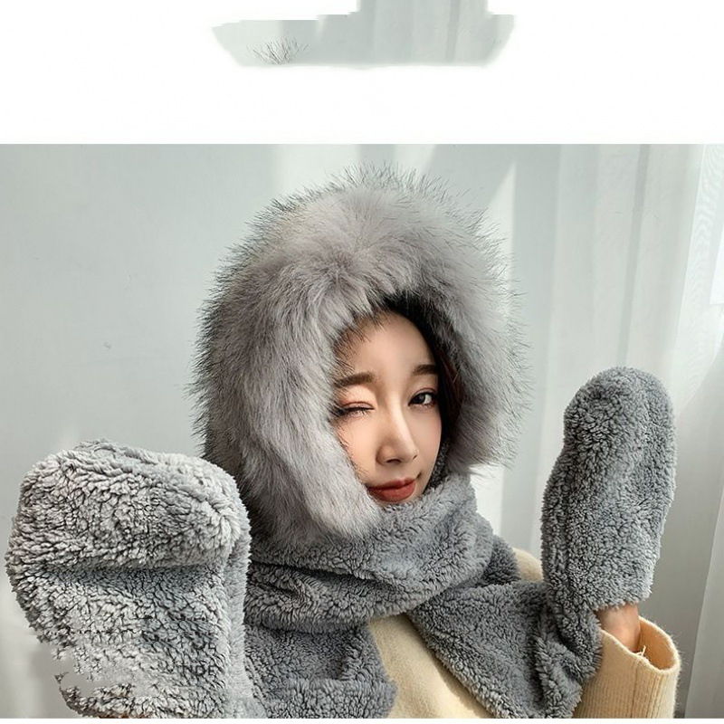 Fur collar grey