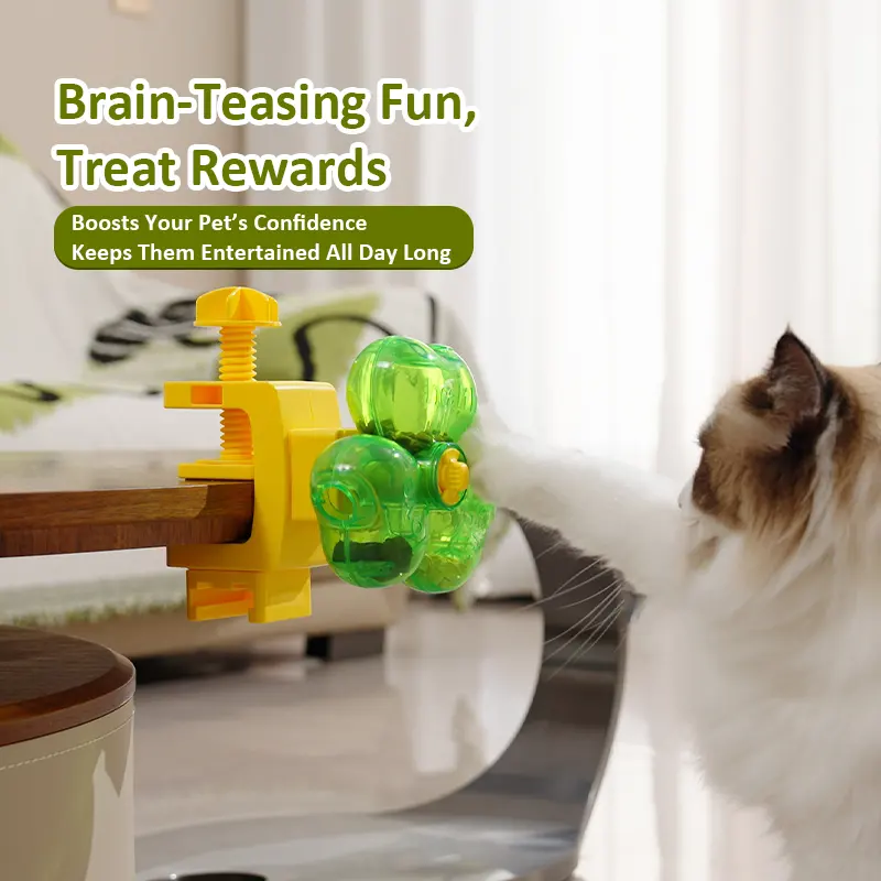 Clover Pet Treat Dispenser XZ-P-T05