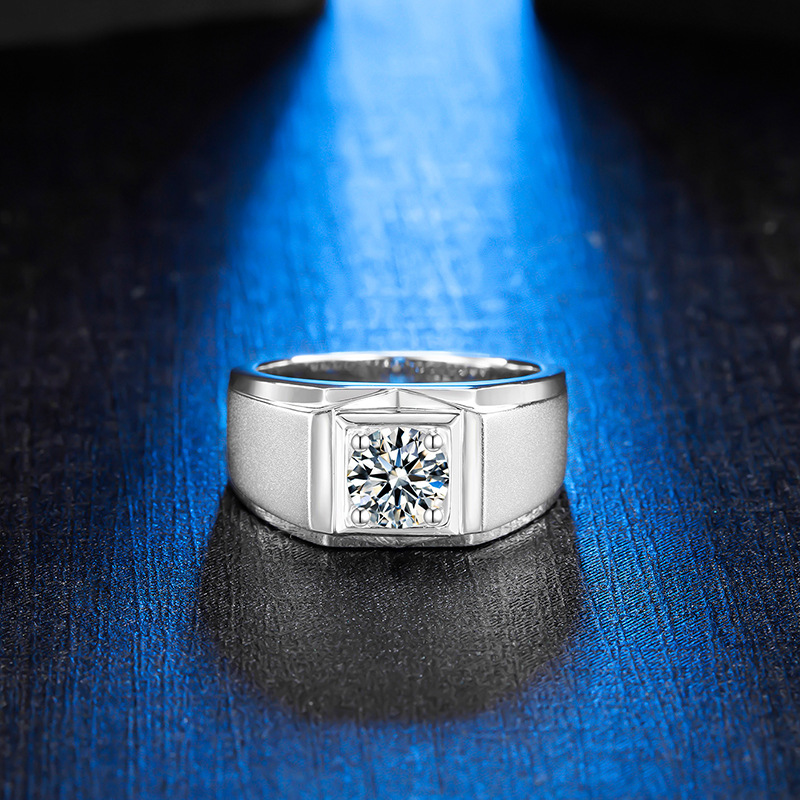 Fashion Simple Solitaire Moissanite Men's Ring