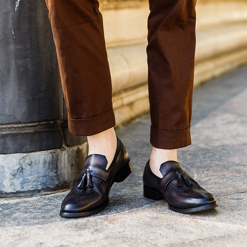 Tassel Loafers Men's Set Feet British Brogue Carved Fashion