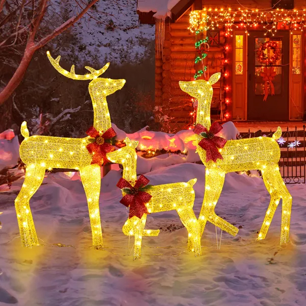 IZZIE 3-piece lighted Christmas reindeer family product overview