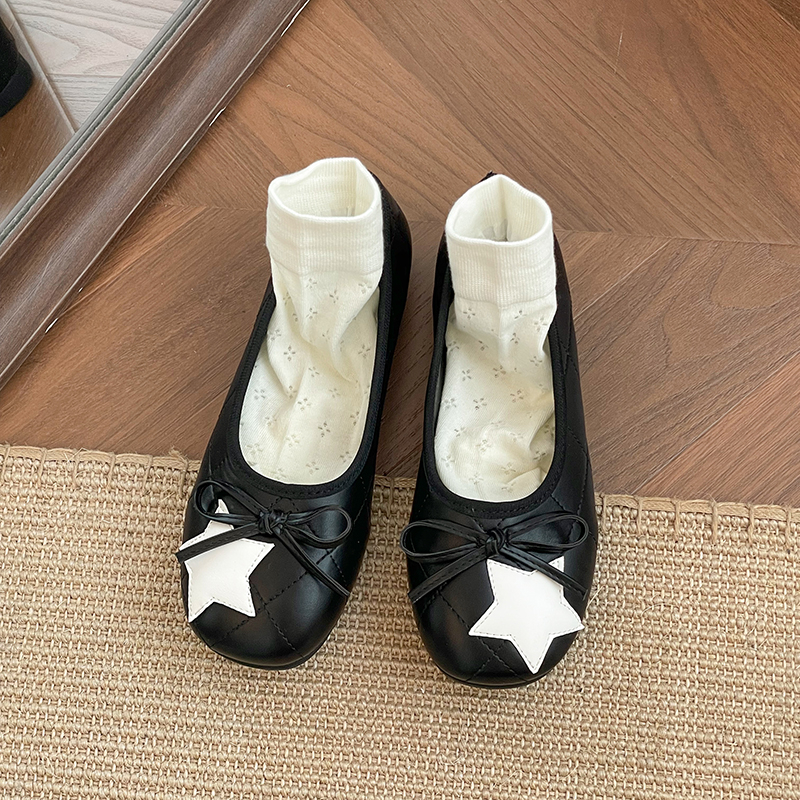 Round Toe Ballet Flats, picture 2 of 4