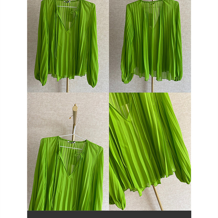 Title 2, Grüne Langarmshirt-Nischenbluse