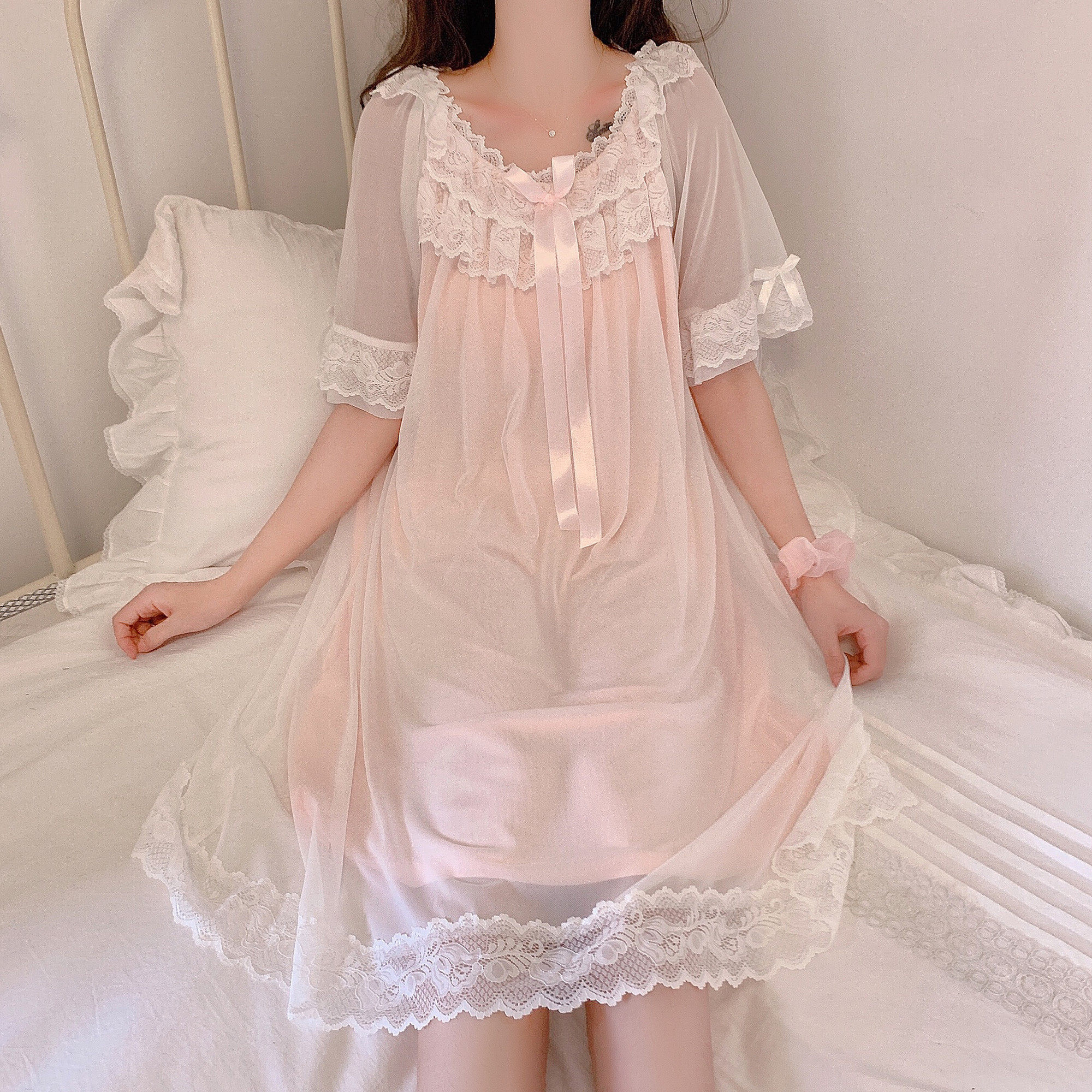 Title 3, Woman Robe Nightgown Long Sleepwear Vintage Ele...