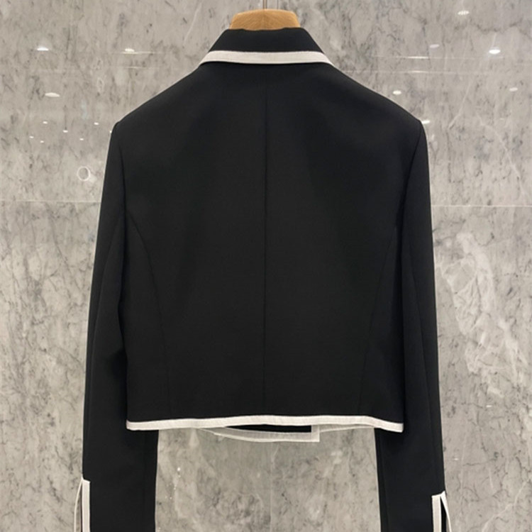 Women's Loose And Versatile Short Black Blazer