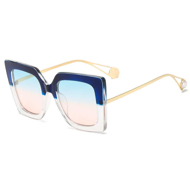 Title 4, European style square frame sunglasses