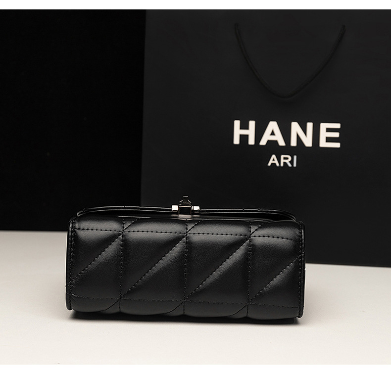 Small Incense Style Rhombus Chain Bag - Image 2