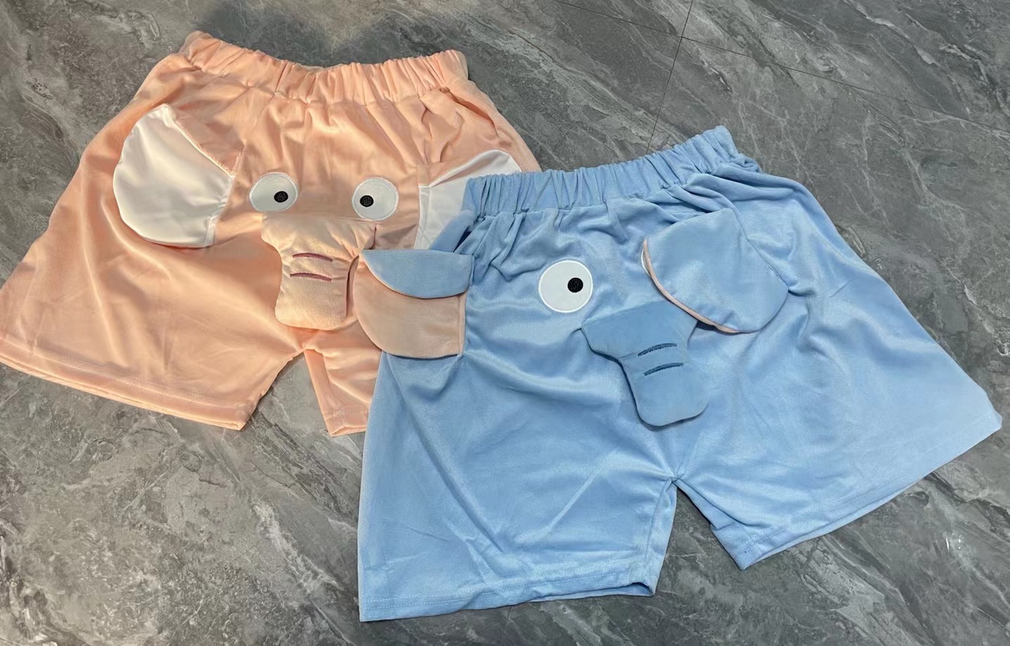 Title 1, Lovable Elephant Casual Shorts Summer At Home M...