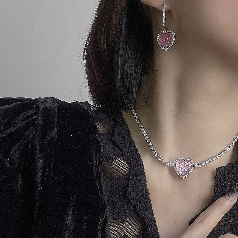 Fashion Personality Love Stud Earrings Female