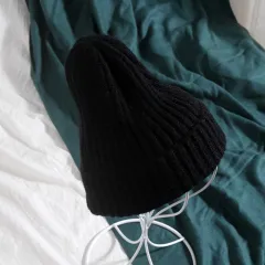 Pure Colour Light Board Woolen Hat Curling Concave Shape - Black - View 1