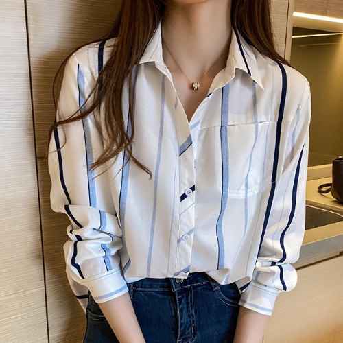 Blue And White Long-sleeved Vertical Striped Chiffon Shirt