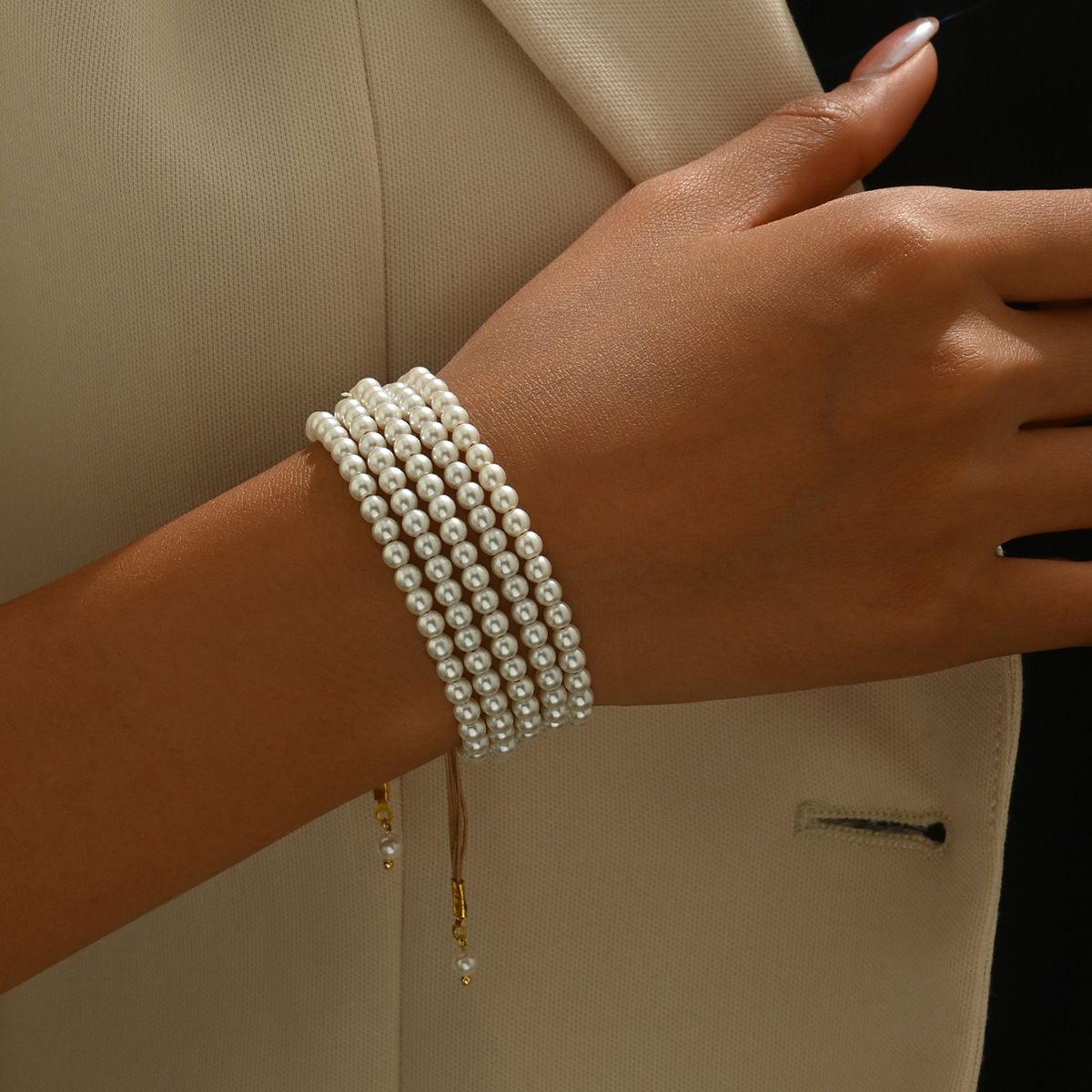 European American Multi-Layer Women Bracelet, Unique Strung Faux Pearl Niche Adjustable Premium Texture Wrist Jewelry, Versatile Daily Hand Accessorie