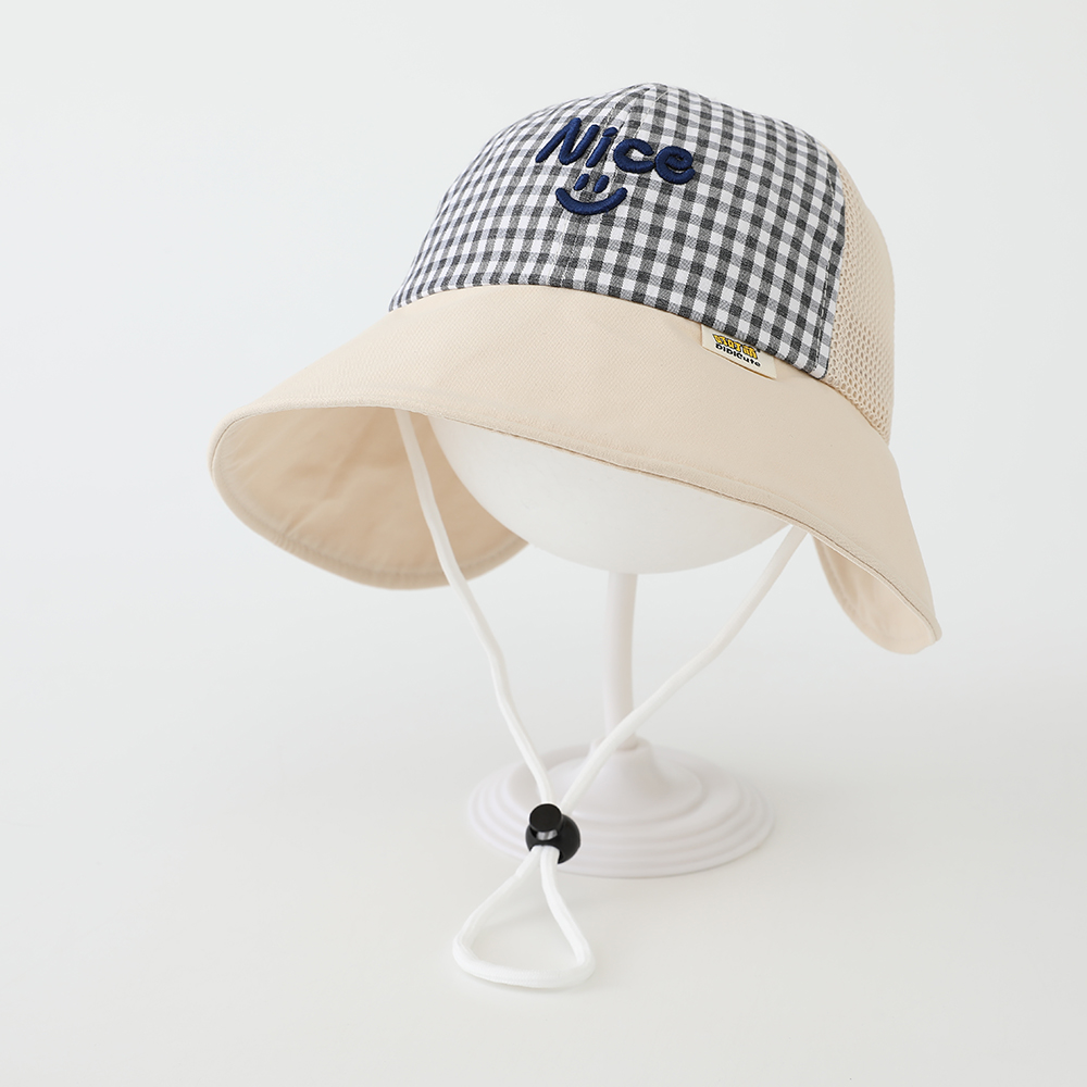 Summer Boys' And Girls' Wide-brimmed Striped Embroidered Letter-style Casual Fishing Hat For Children, Suitable For Their Daily Outings.