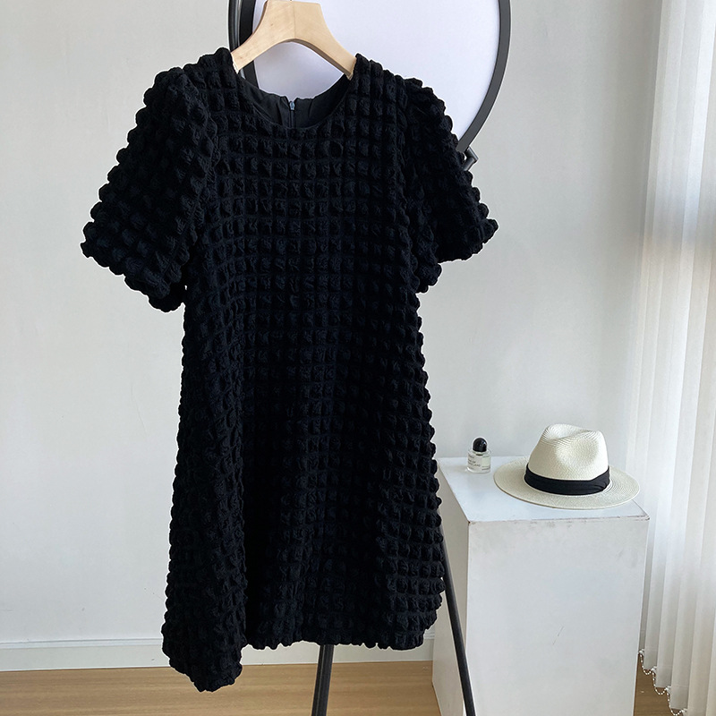 Round Neck Puff Sleeve Three Dimensional Dress