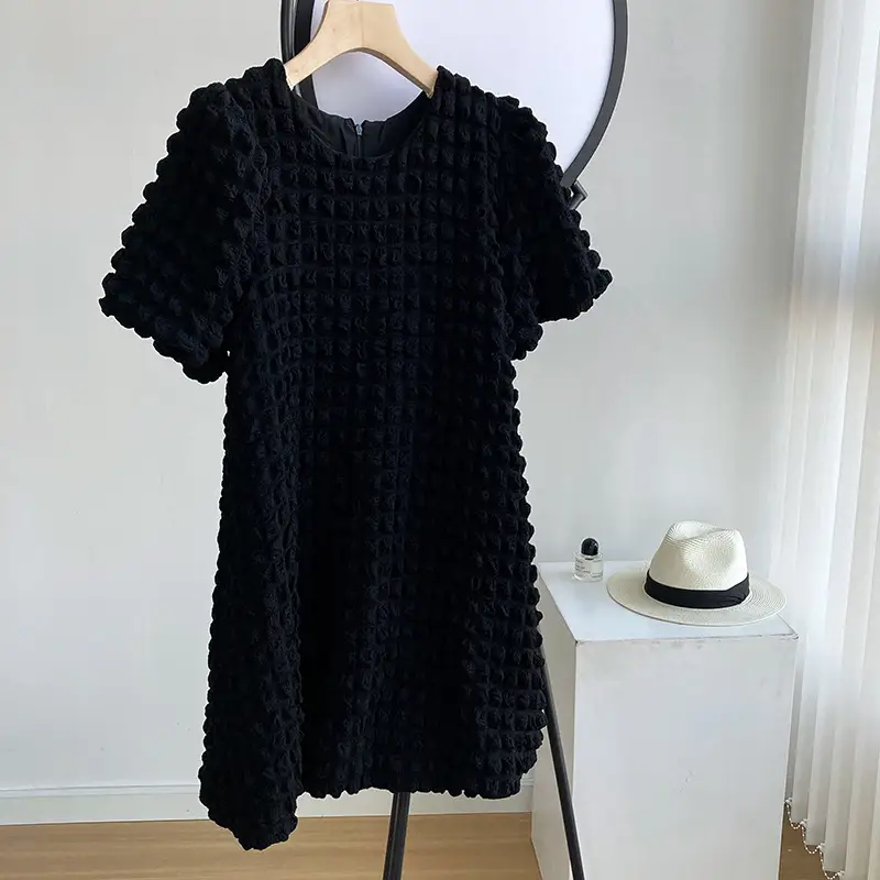 Round Neck Puff Sleeve Three Dimensional Dress
